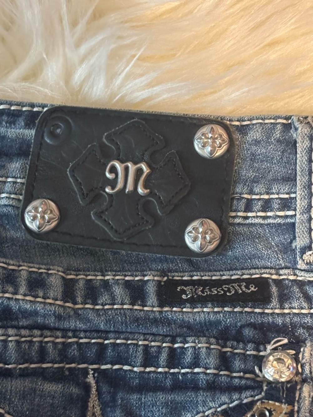 Women’s Miss Me Jeans Size 28 Skinny Inseam 32 Jw5617S Rhinestone Embellished - Picture 5 of 9